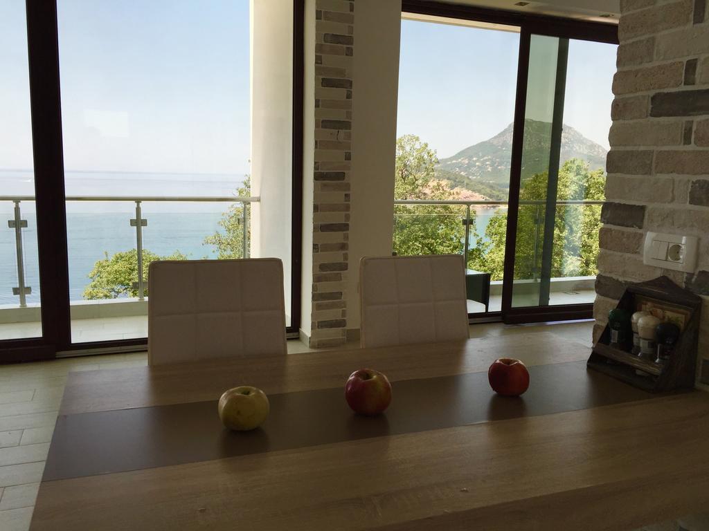 Apartment Superseaview Sutomore Quarto foto