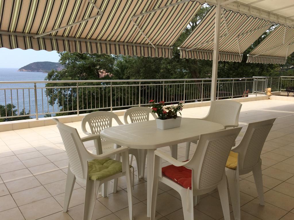 Apartment Superseaview Sutomore Quarto foto