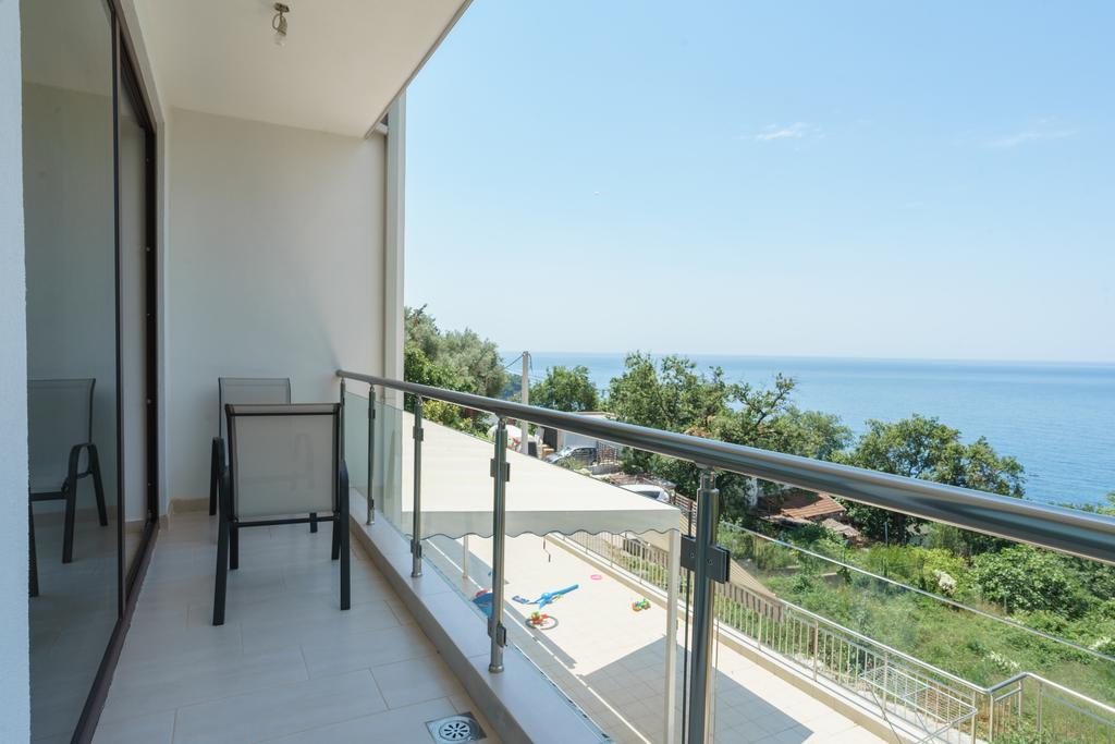 Apartment Superseaview Sutomore Exterior foto